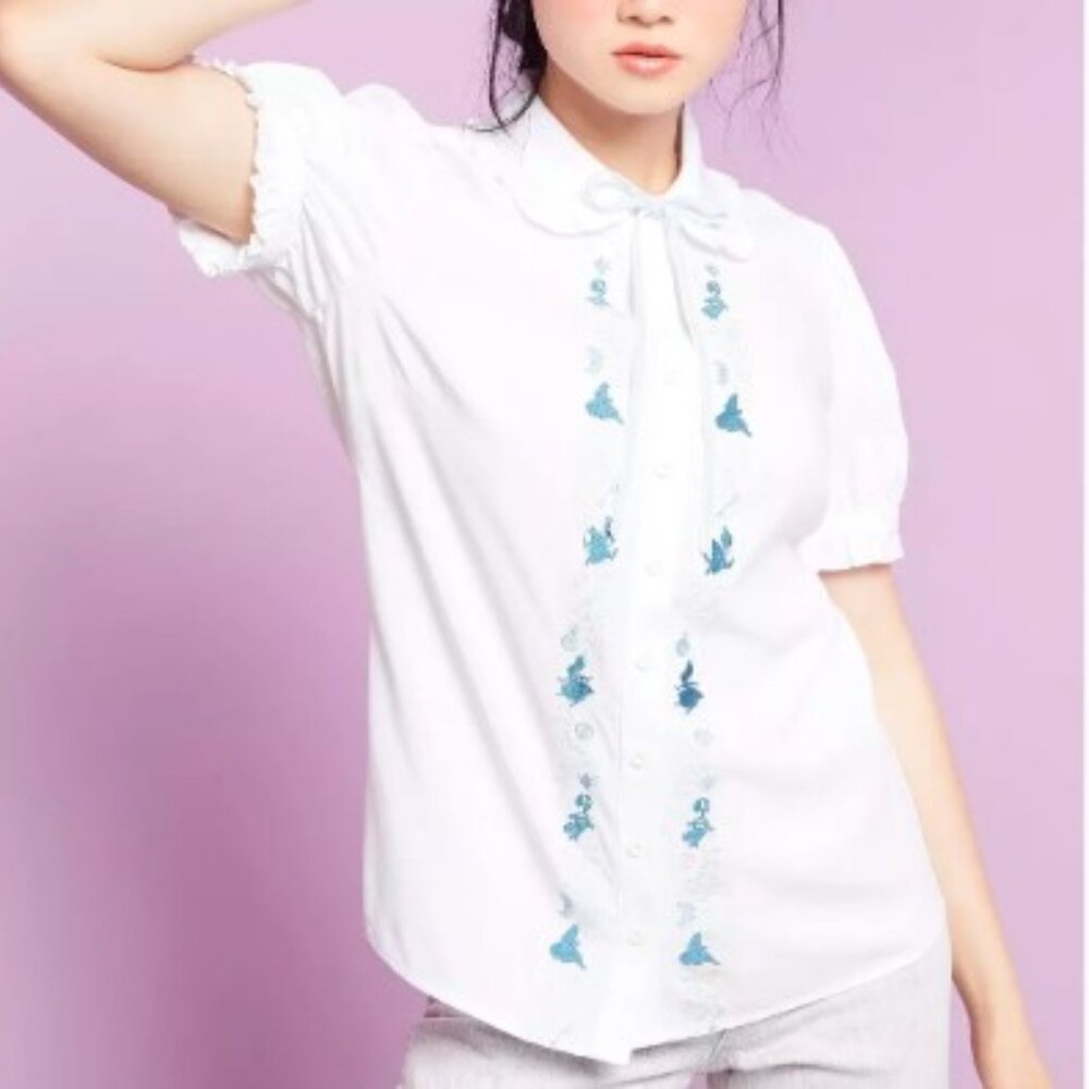 Disney Alice In Wonderland Embroidered Girls Button-Up Top Juniors Size LG NWT